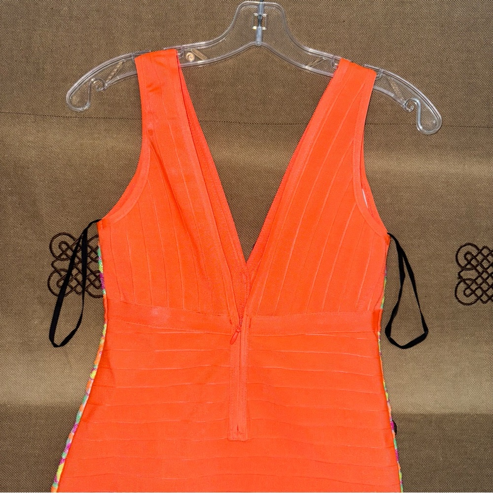 2Bebe NWT! Orange Stretch Sequins Lines Banded Bodycon Mini Dress Size S - Picture 8 of 10